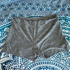 YOGA SHORTS